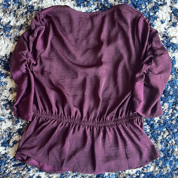 Express Women’s Blouse - Picture 3 of 4